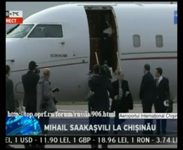 Самолет и голова Саакашвили (1.748 MB)