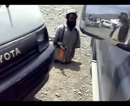 Самый маленький боец талибан (4.385 MB)