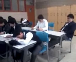 Как развлекаются японские студенты (2.462 MB)