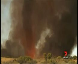 Огненный торнадо в Австралии (3.534 MB)