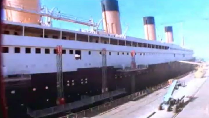 Огромный макет Титаника для фильма 1997 года (17.860 MB)