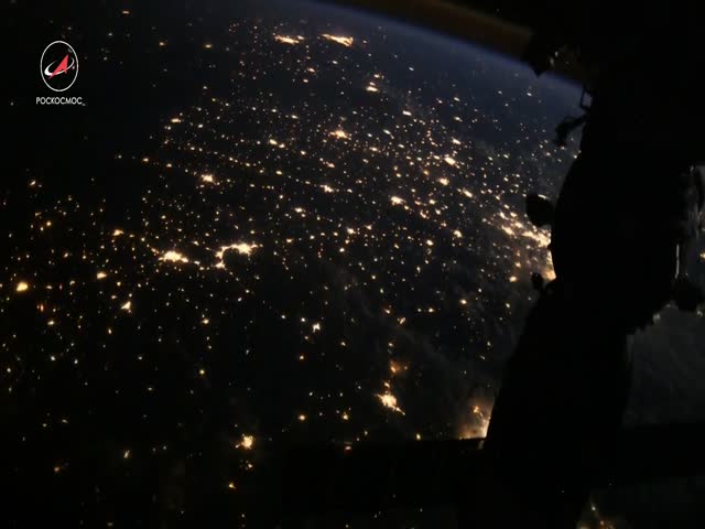 Ночной полет вокруг Земли на МКС