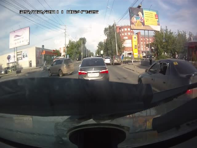 В Томске пенсионер использовал бензопилу в дорожной разборке