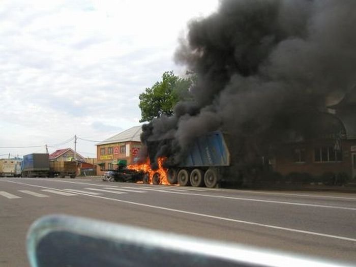 Пожар на Ярославском шоссе (14 фото)