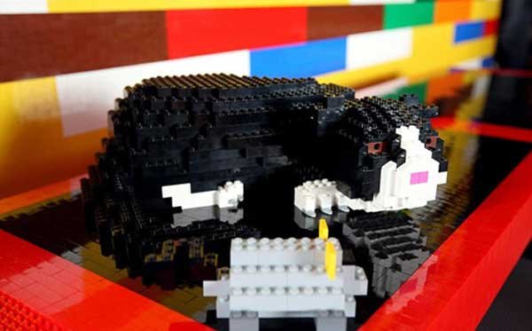Джеймс Мэй закончил свой дом из Lego (10 фото)