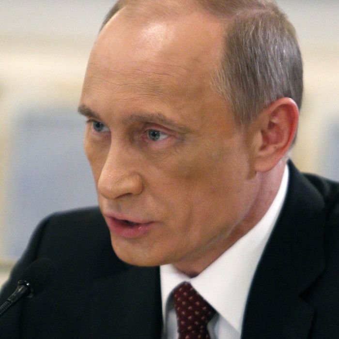 Синяк на лице у Путина (5 фото)