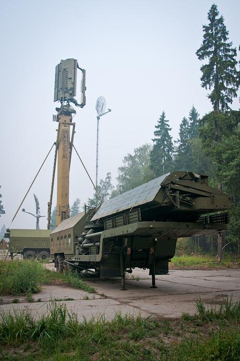 Заброшенный военный склад в Подмосковье (13 фото)