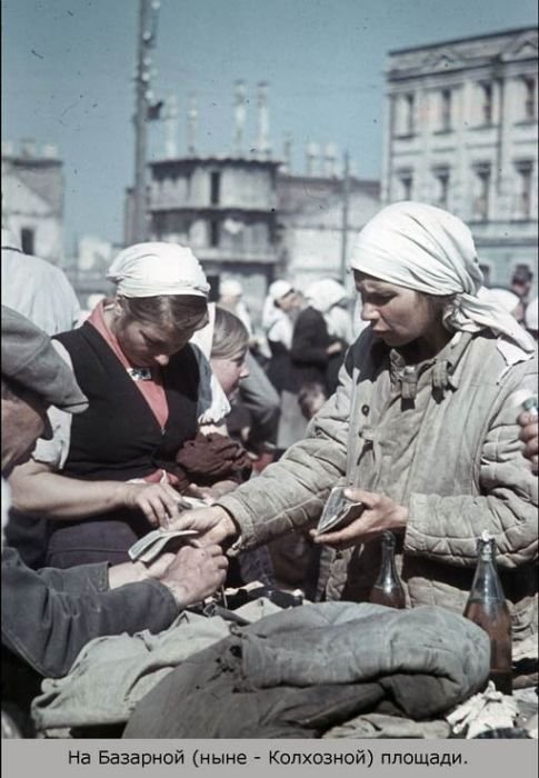 Смоленск во время немецкой оккупации (23 фото)