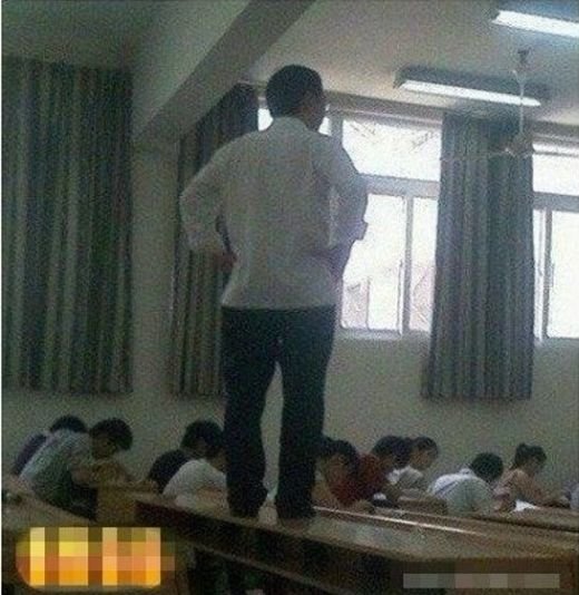 Учителя в школах Китая (8 фото)
