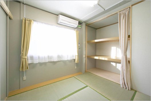 Постройка новых домов в Японии (12 фото)