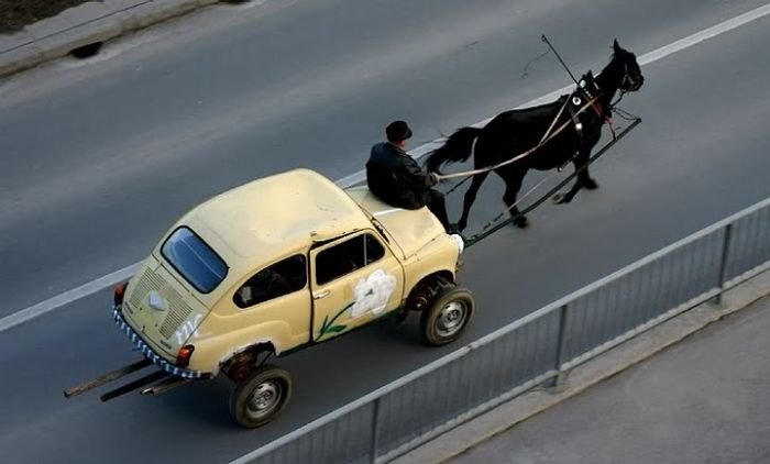 Автомобили, отслужившие свой век (33 фото)