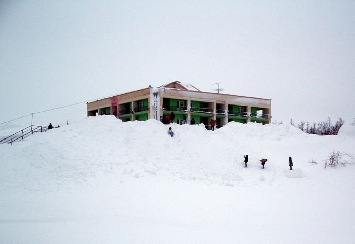 Норильск после хорошего снегопада (44 фото)