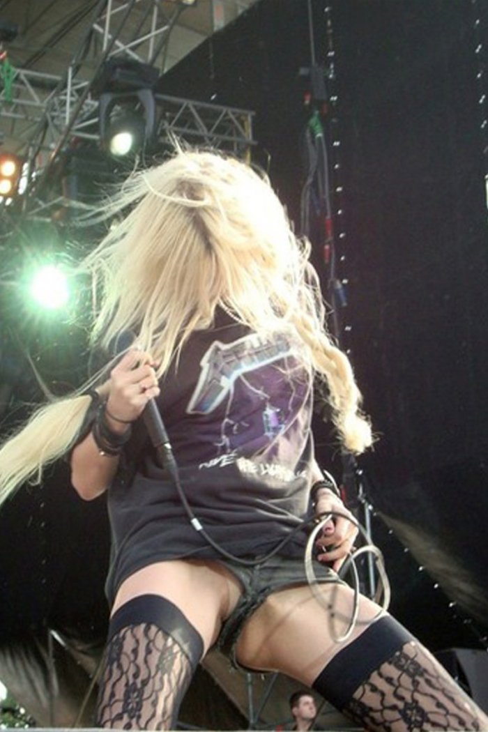 Taylor Momsen (8 фото)