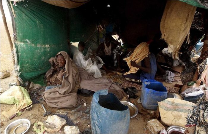 Ручная добыча золота в Южном Судане (21 фото)