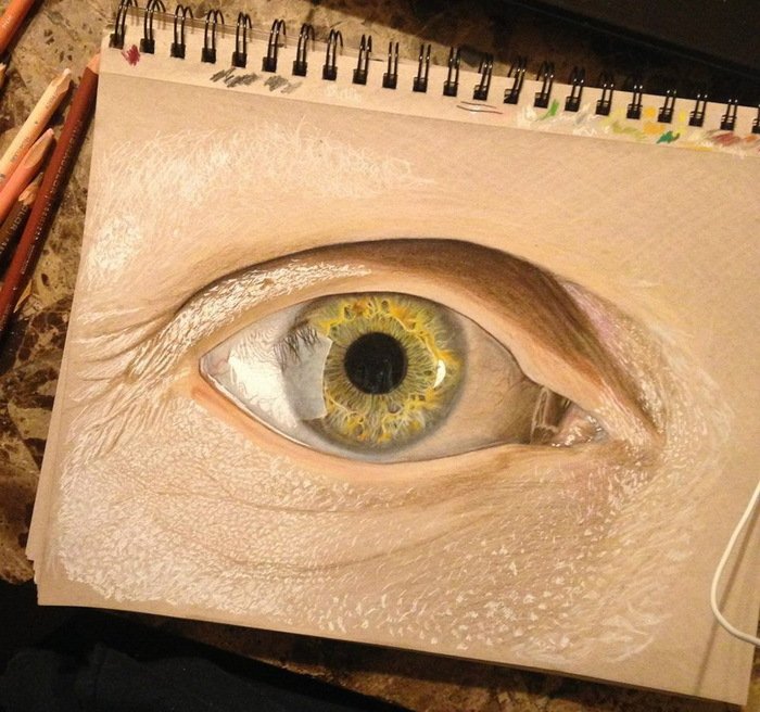 Нереальные рисунки глаза (8 фото)