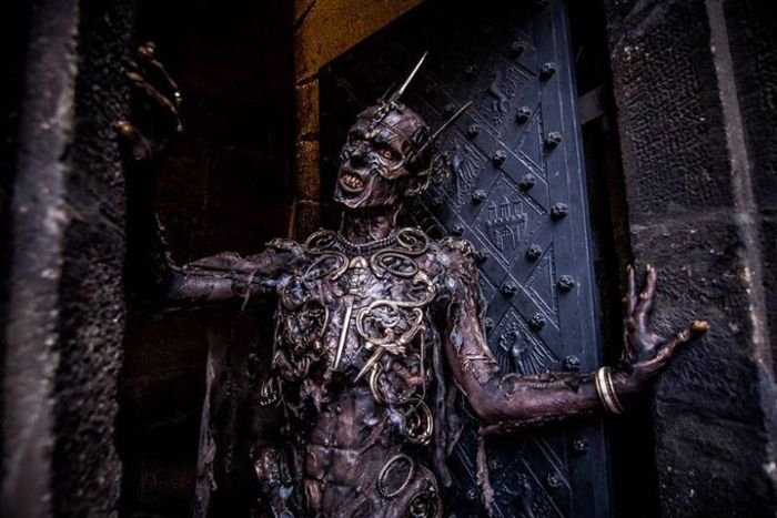 Страшный костюм зомби (15 фото)