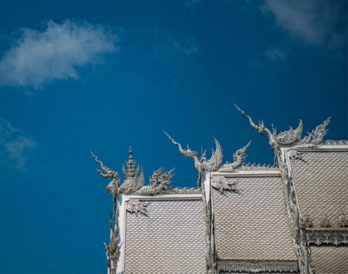 Храм Ват Ронг Кхун (14 фото)