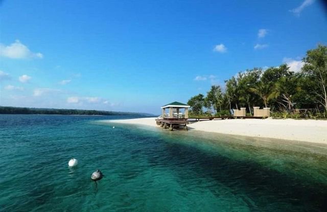 Райский остров за 1,6 миллиона долларов (12 фото)