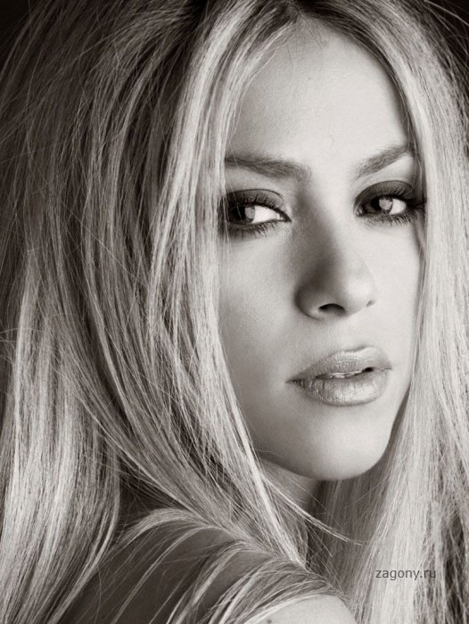 Shakira (8 фото)