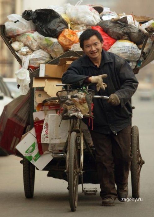Вывоз мусора по-китайски (16 фото)