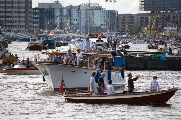 Amsterdam Sail 2010 (38 фото)