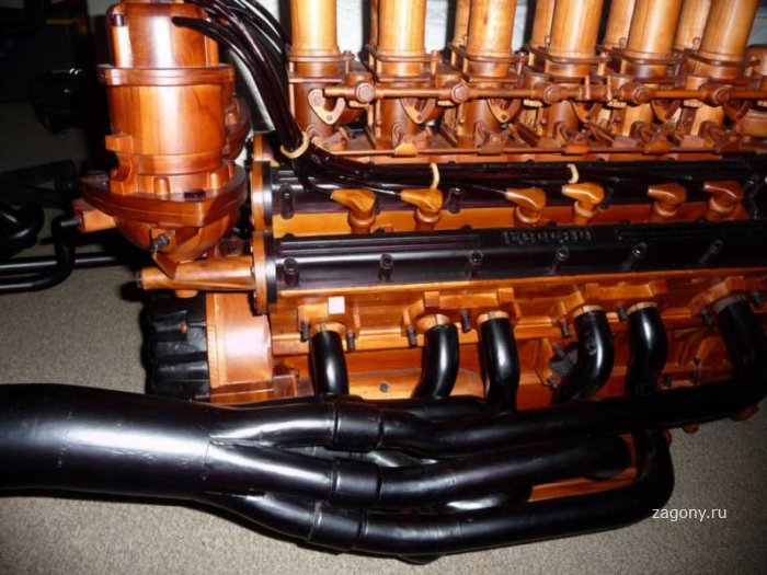 Двигатель Ferrari 365 V12 из дерева (11 фото)