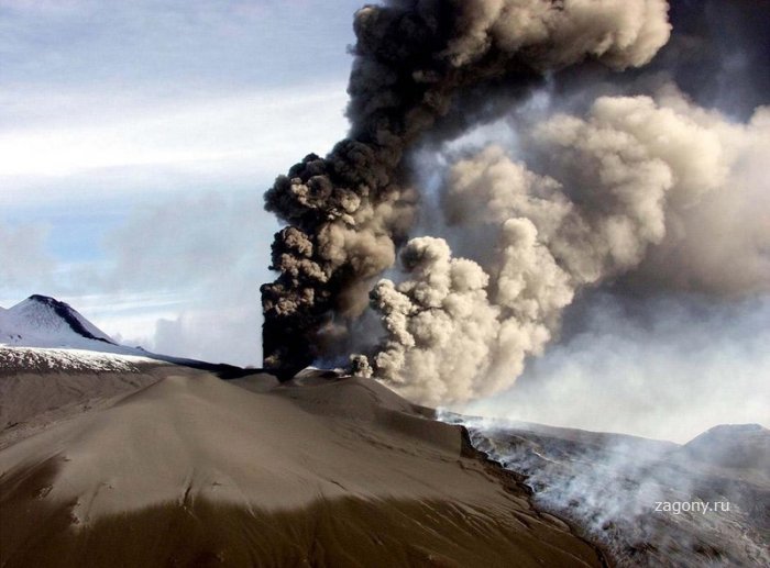 Извержение вулкана Этна (16 фото)
