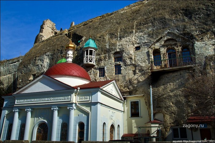 Свято-Клементьевский монастырь (16 фото)