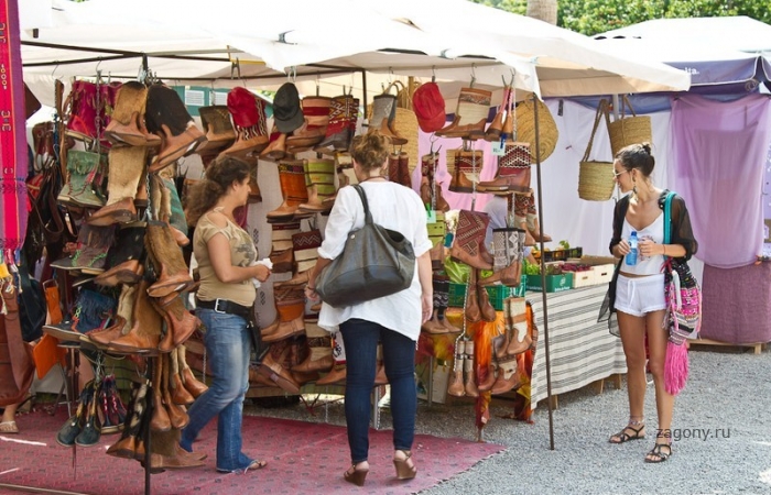 Рынок хиппи на Ибице (25 фото)