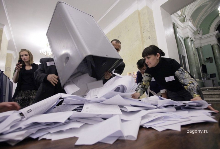 Россия проголосовала (16 фото)
