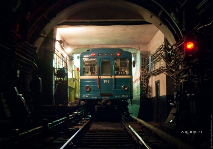 Петербургское метро (38 фото)