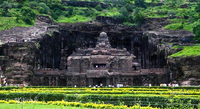 Эллора – пещерные храмы Индии (26 фото)