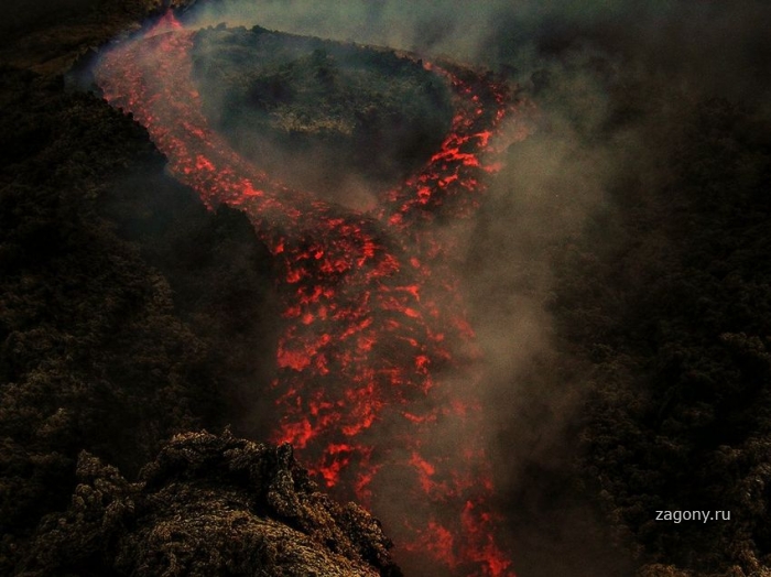 Снимки вулкана вблизи (23 фото)