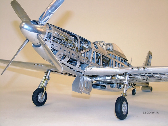 Уникальные модели самолетов из алюминия (19 фото)