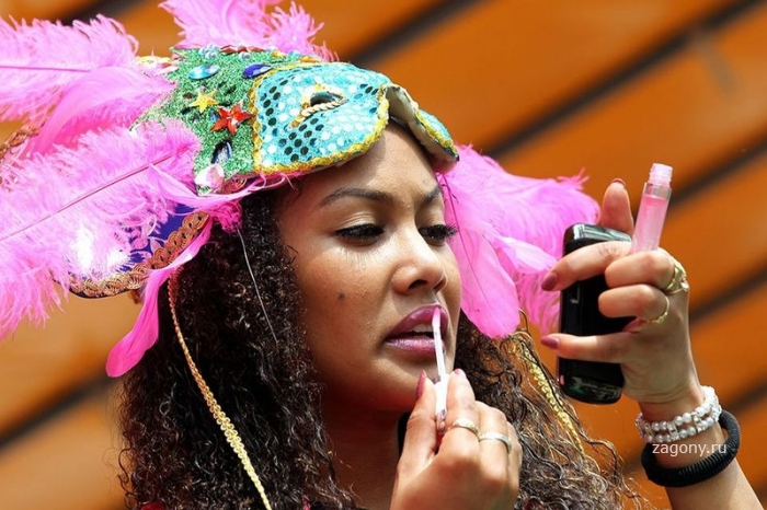Летний Карибский карнавал в Роттердаме (12 фото)