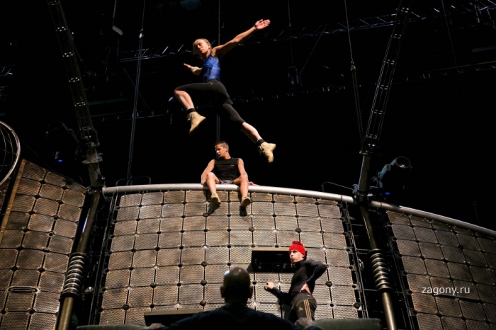Цирк Дю Солей шоу «Dralion» за кулисами в Санрайзе (25 фото)