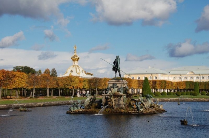 Петергоф - великолепие фонтанов и каскадов! (30 фото)