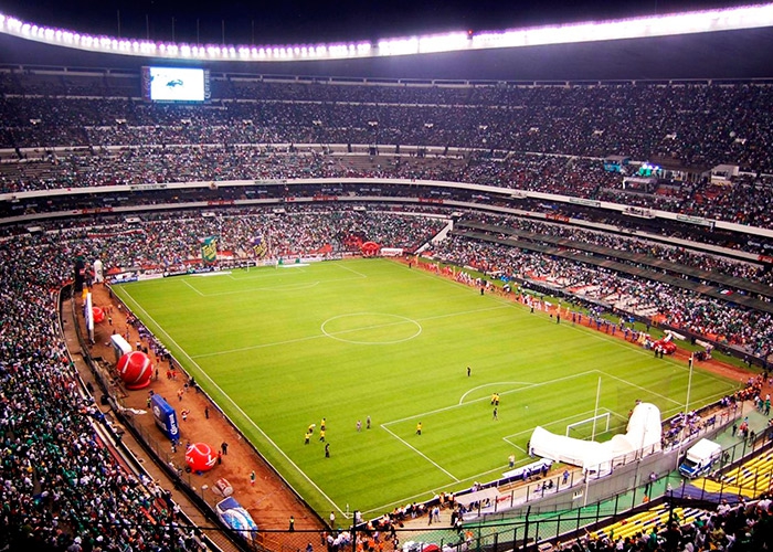 Самый большой футбольный стадион в мире