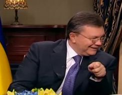 Забавная реакция Януковича на вопрос (1.042 MB)