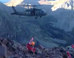 Эвакуация альпинистов с горы (9.391 MB)