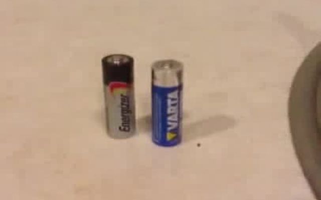 Как узнать заряжена ли батарейка (2.898 MB)