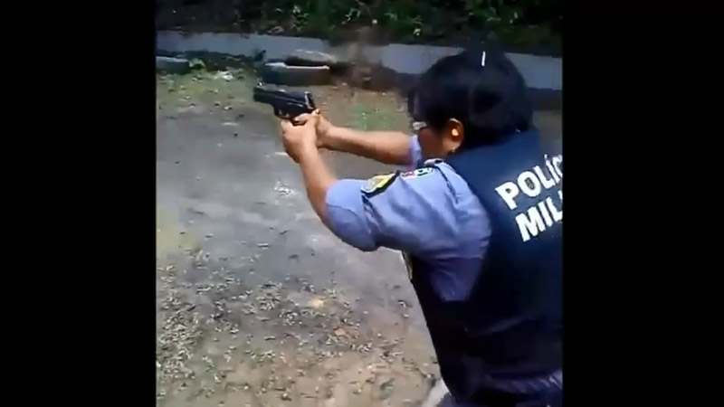 Мастер стрельбы в бразильской полиции (5.137 MB)