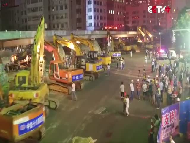 116 экскаваторов демонтируют эстакаду в Китае