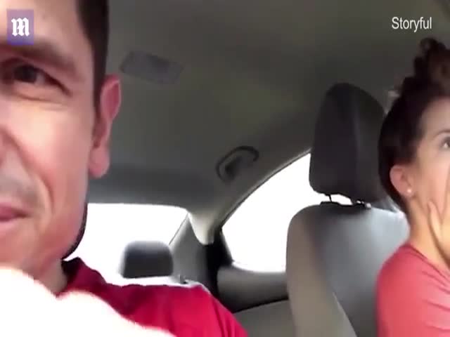 Девушка показала отцу, как она умеет водить
