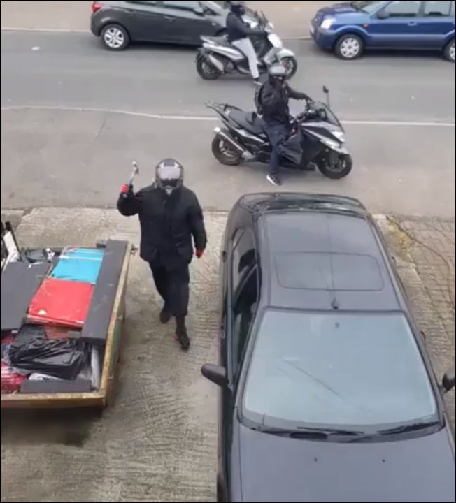 Разборки мотоциклистов в Лондоне