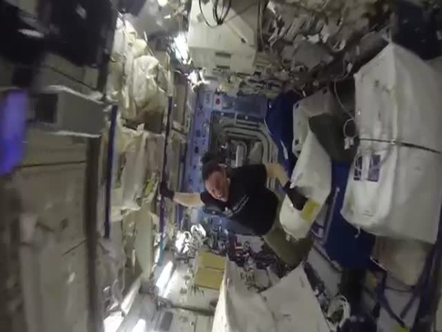 Экскурсия по МКС от космонавта Олега Германовича