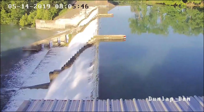 Дамба озера Данлап в Техасе не выдержала давления воды