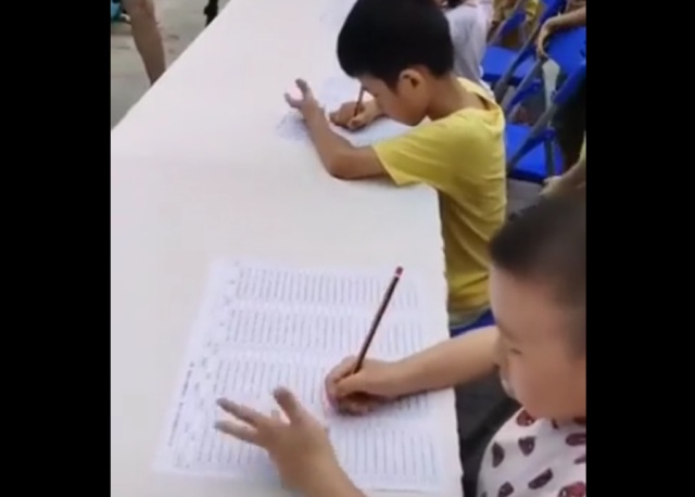 Как китайские детишки считают на пальцах