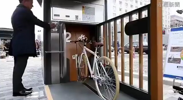 Современная парковка для велосипедов в Японии