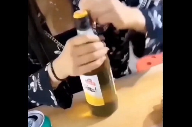 Как открыть пиво с помощью волос